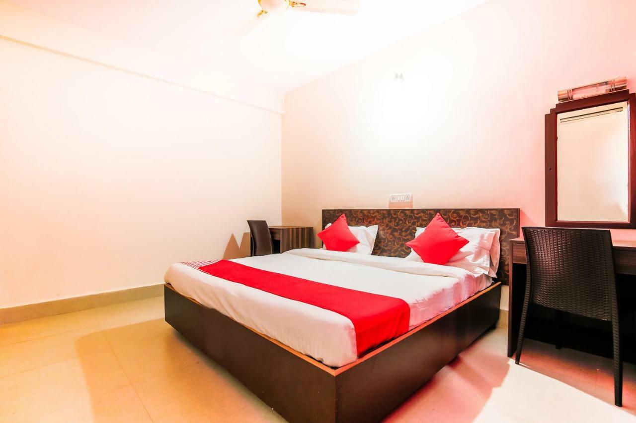 Oyo 18794 Hotel Colva Plaza Екстер'єр фото